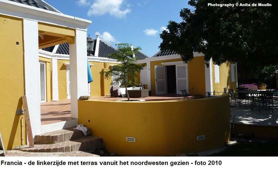 25. Francia linkerzijde vanuit het noordwesten 2010